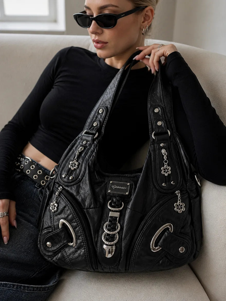 Gessaci 2025_Amelie 2_Schwarz_0544-GES-BLK_lifestyle_private