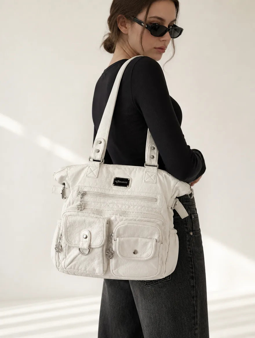 Gessaci_Jenna_Weiß_0464-GES-WHT_studio2