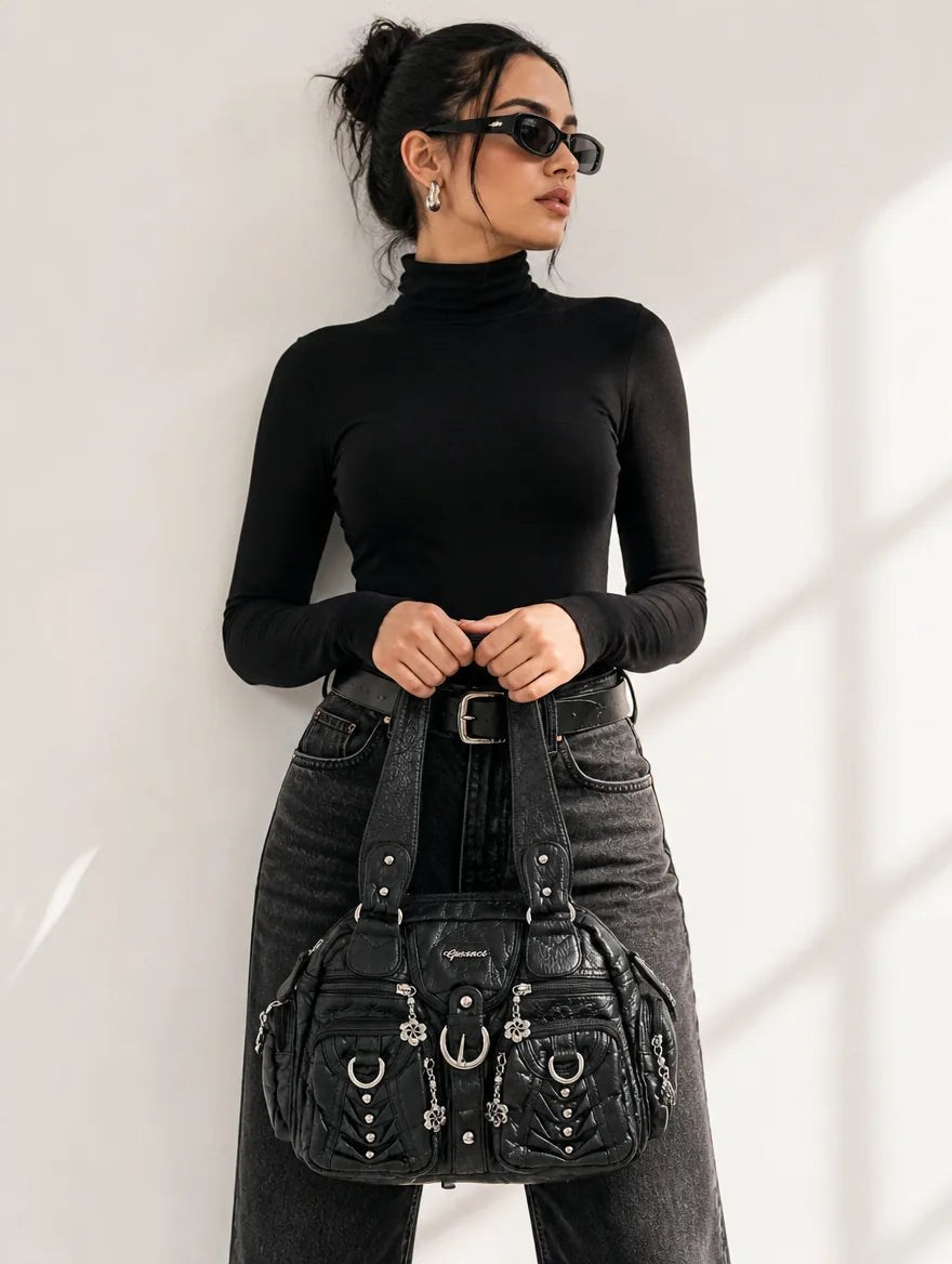 Gessaci_Marcella_Schwarz_0270-GES-BLK_studio2