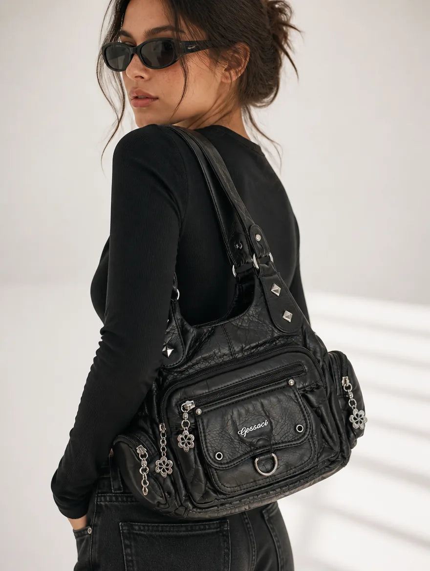 Gessaci_Toni_Schwarz_0638-GES-BLK_studio1