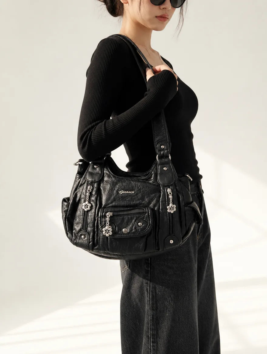 Gessaci_Viola_Schwarz_0364-GES-BLK_studio2